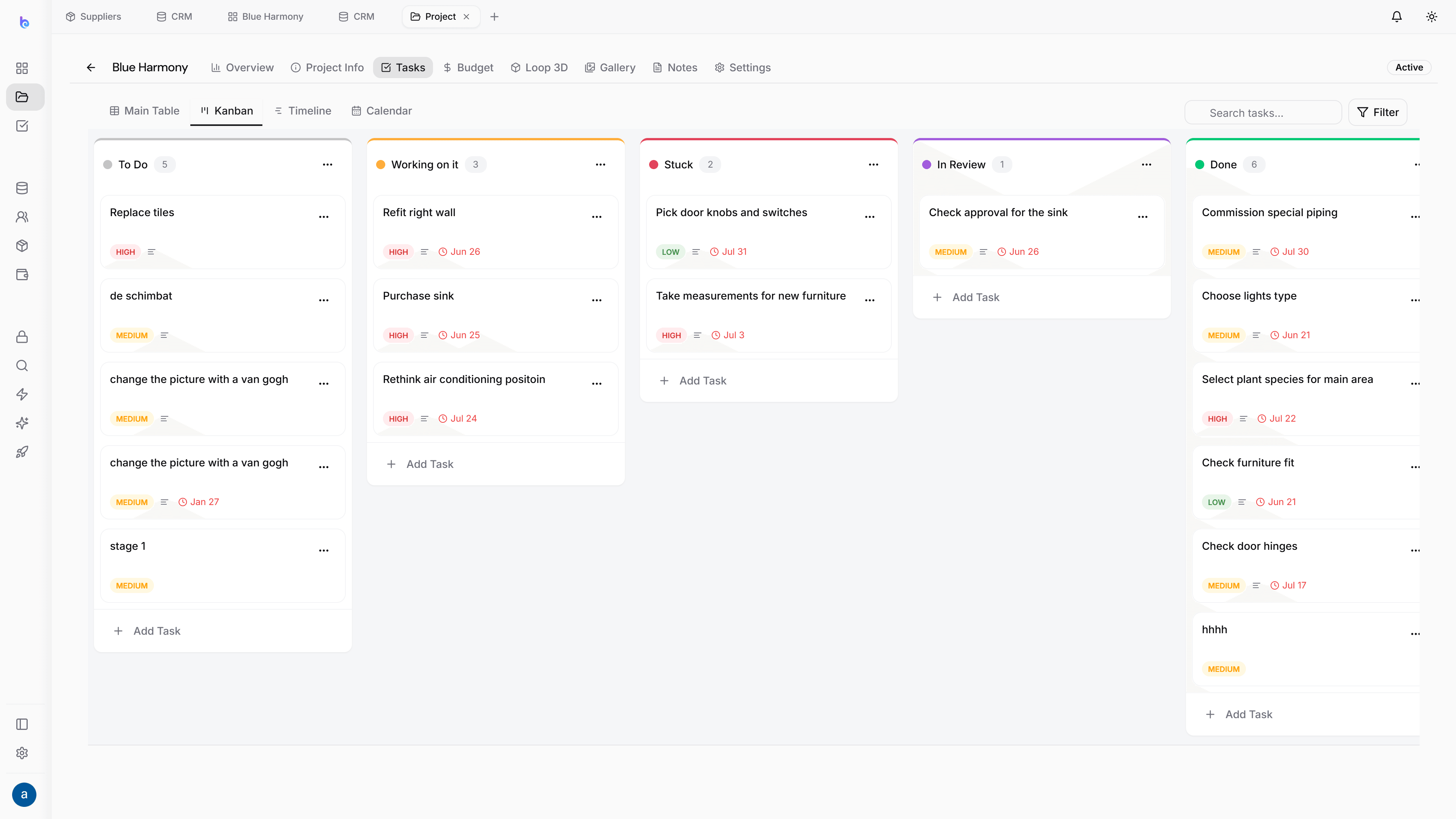 Project tasks board — light